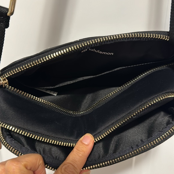 Lululemon Black Velour Camera Bag with Gold - Picture 7 of 8